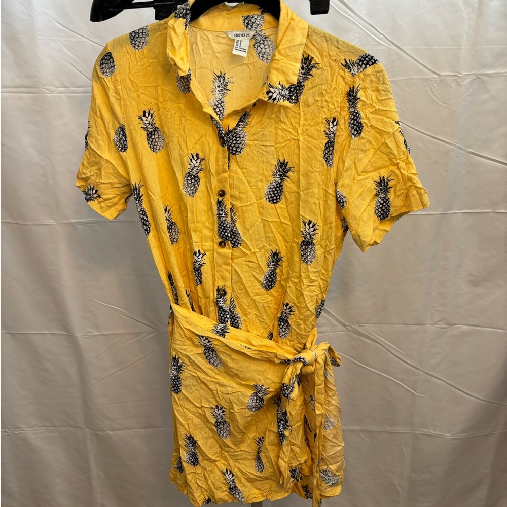 Forever 21‎ Yellow Pineapple Romper Size S Tropical Button Front Tie Waist